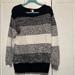 Divided by H&M lightweight crew neck sweater S